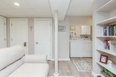 13 Kilrea Road Derry NH 03038