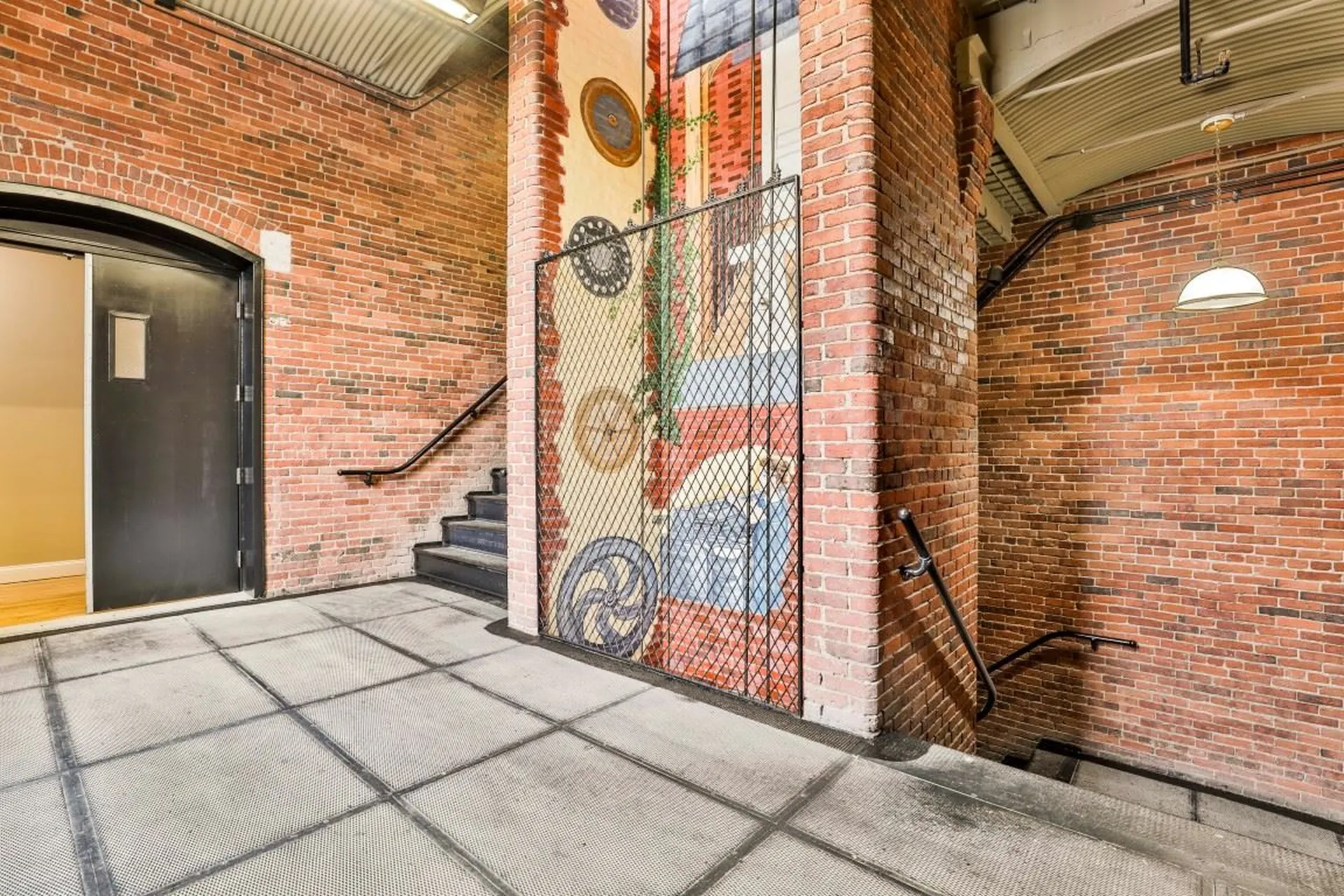 670 North Commercial Street Manchester NH 03101