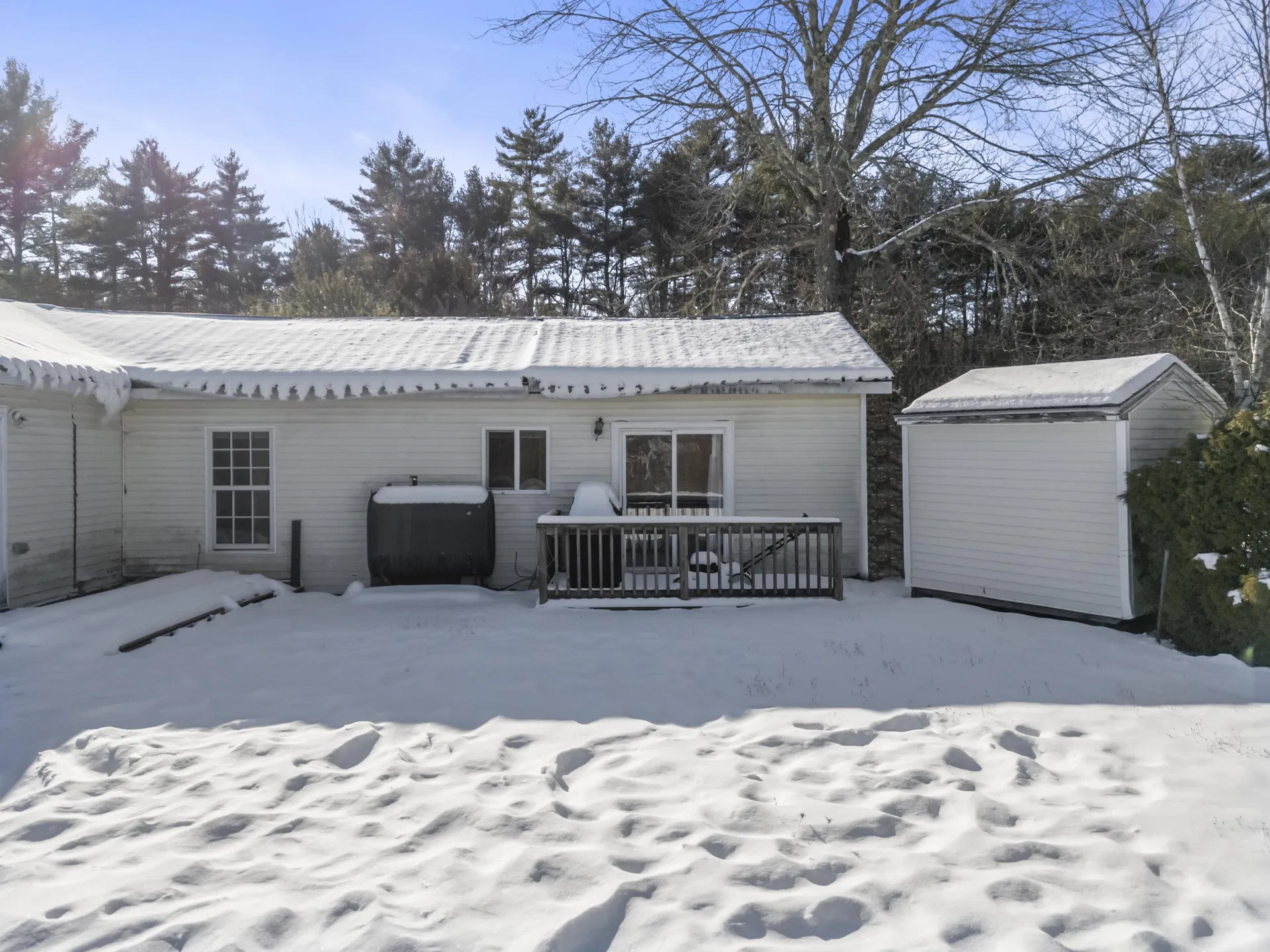 1025 Nh Route 11 Farmington NH 03835