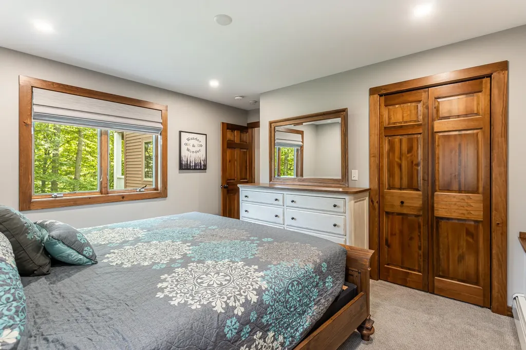 45 Kettlebrook Road Ludlow VT 05149