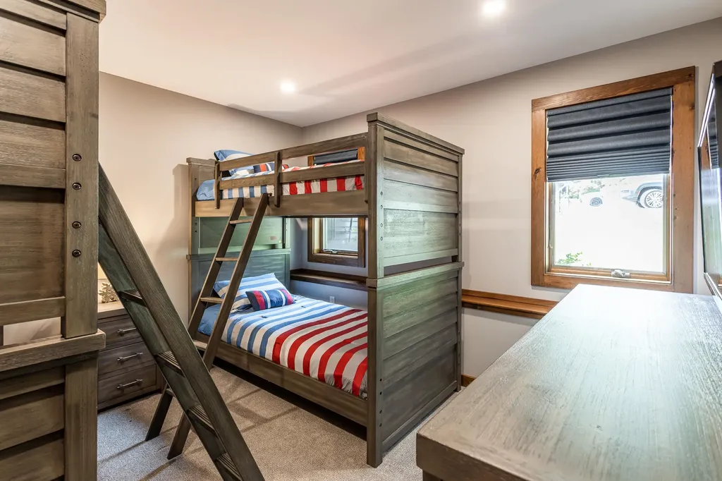 45 Kettlebrook Road Ludlow VT 05149