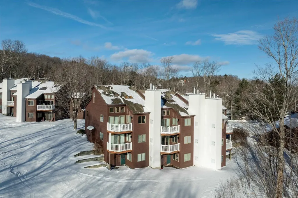 45 Kettlebrook Road Ludlow VT 05149