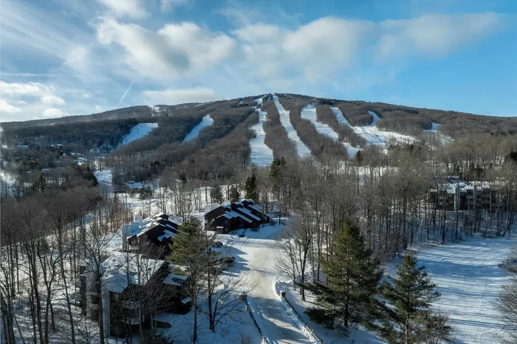 45 Kettlebrook Road Ludlow VT 05149