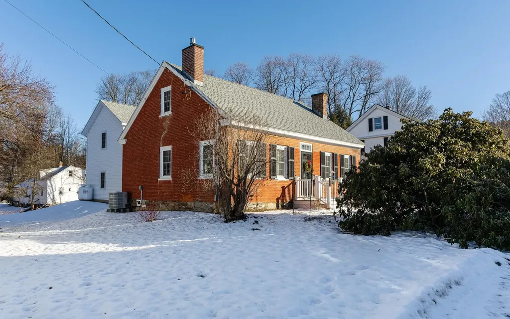 7 Rogers Street Walpole NH 03608