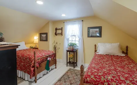 7 Rogers Street Walpole NH 03608