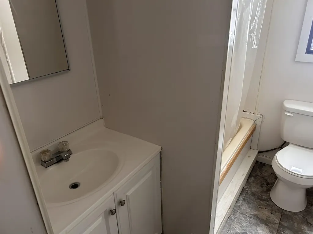 4 Dunn Avenue Campton NH 03223