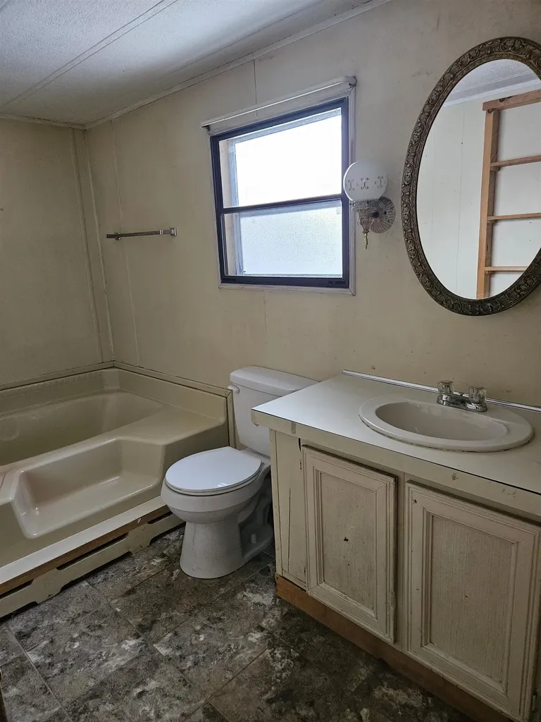 4 Dunn Avenue Campton NH 03223