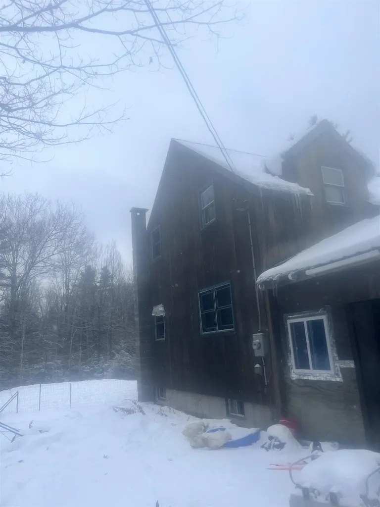 127 2nd Nh Turnpike Lempster NH 03605