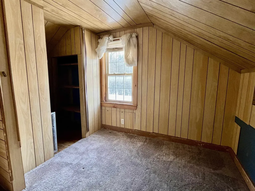 2 Bell Street Gorham NH 03581