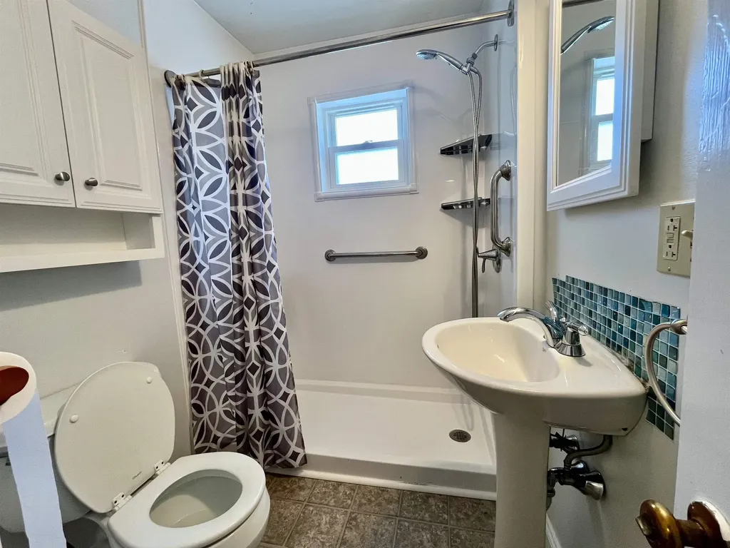 2 Bell Street Gorham NH 03581