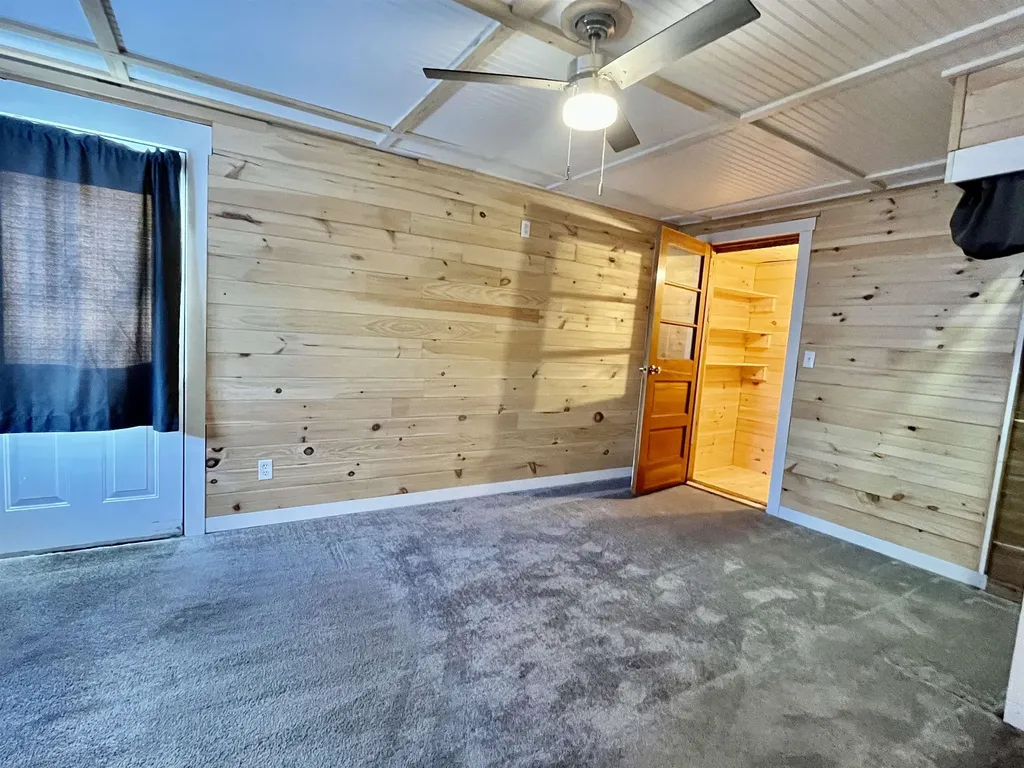 2 Bell Street Gorham NH 03581