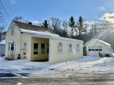2 Bell Street Gorham NH 03581