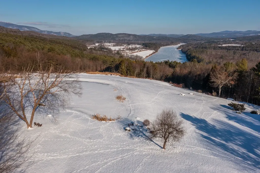 1726 Skitchewaug Trail Springfield VT 05156