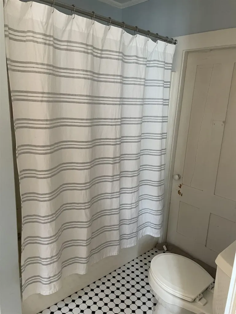 12 Orchard Street Rochester NH 03036