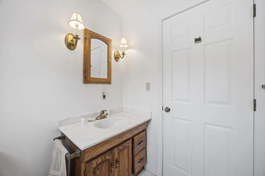 760 Raccoon Hill Road Andover NH 03216