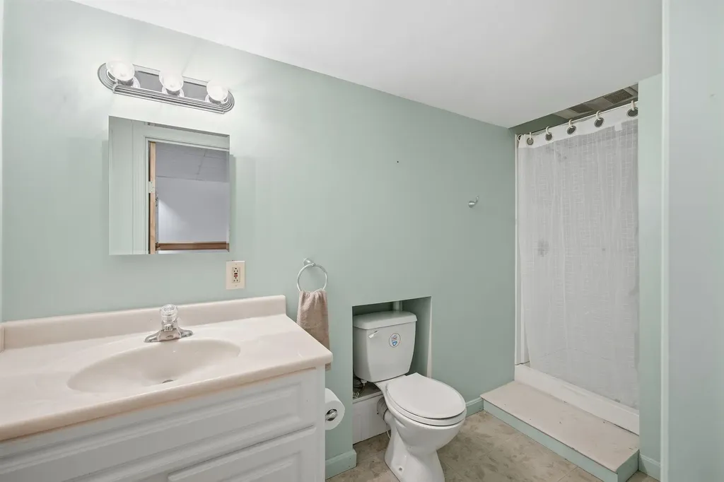 760 Racoon Hill Road Andover NH 03216