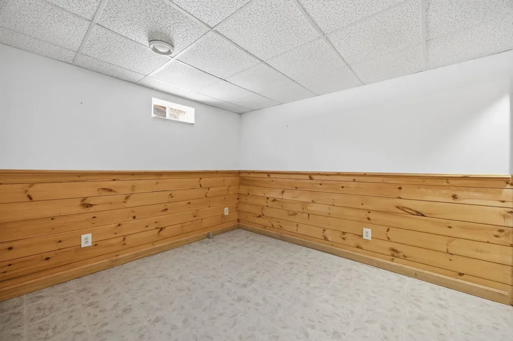 760 Raccoon Hill Road Andover NH 03216