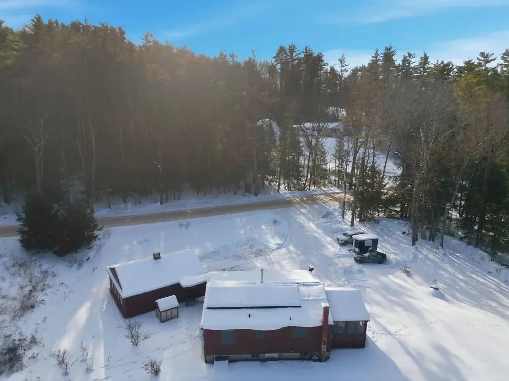 760 Raccoon Hill Road Andover NH 03216