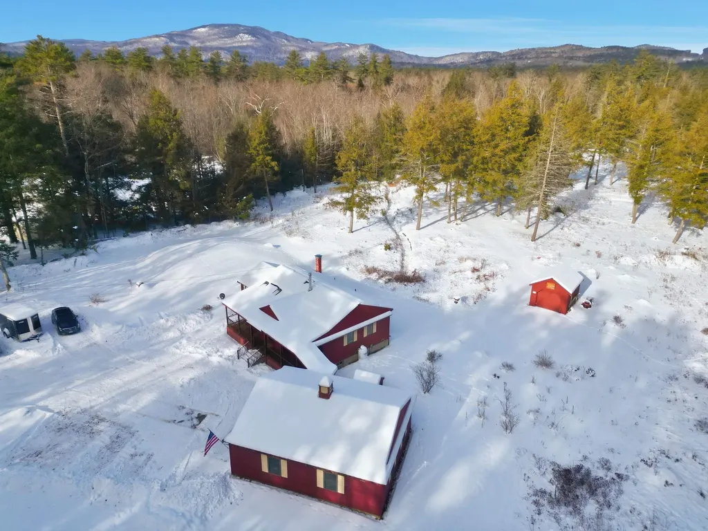 760 Racoon Hill Road Andover NH 03216