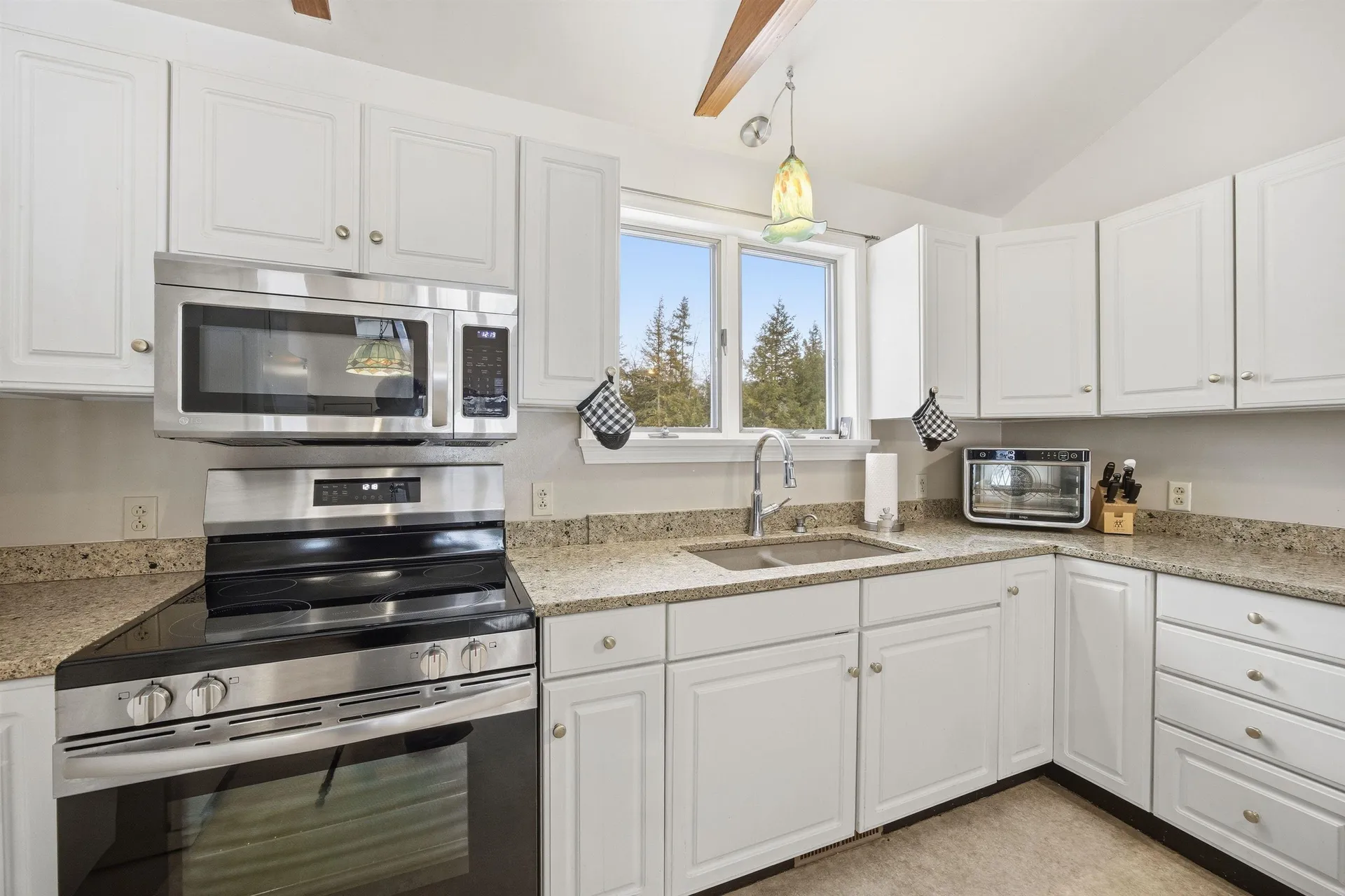 760 Racoon Hill Road Andover NH 03216