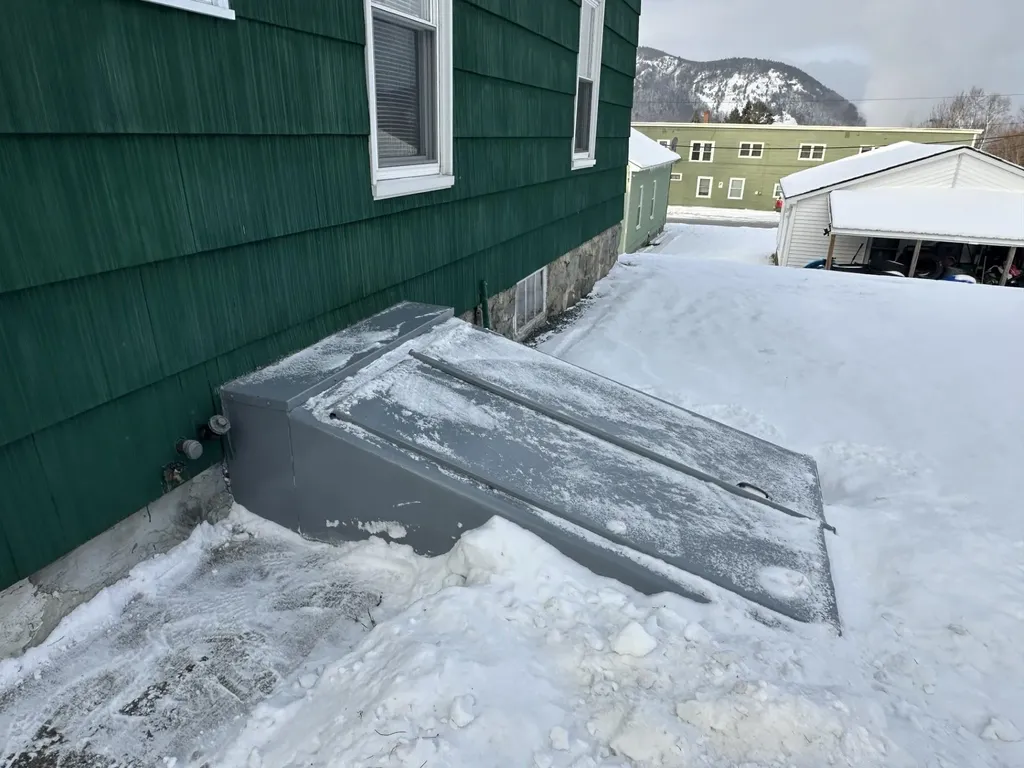 407 Coos Street Berlin NH 03570