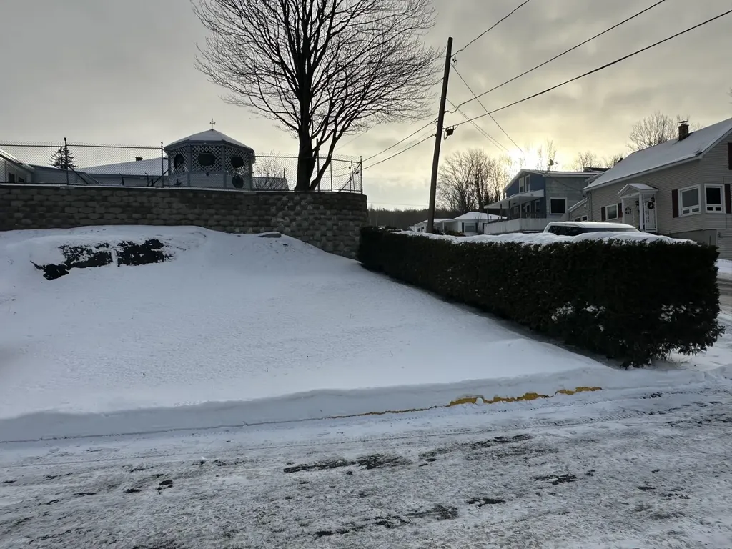 407 Coos Street Berlin NH 03570