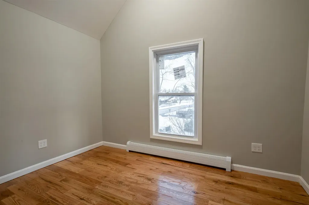 6 Grover Street Concord NH 03301