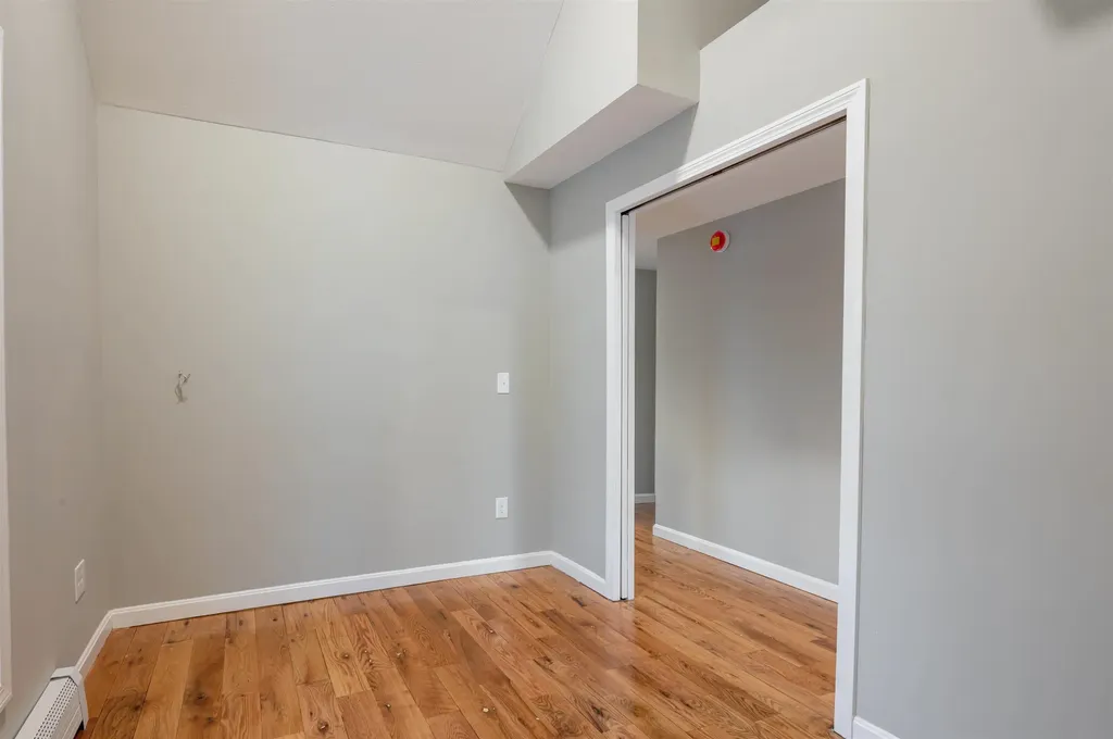 6 Grover Street Concord NH 03301