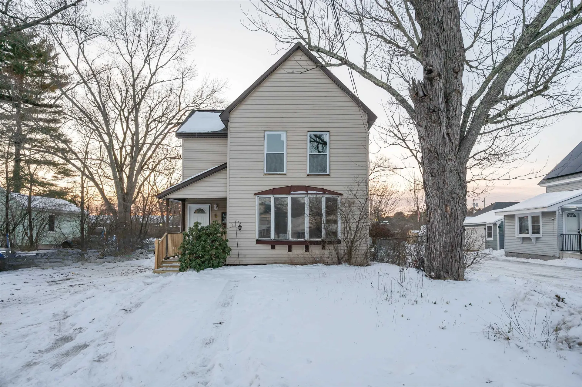 6 Grover Street Concord NH 03301