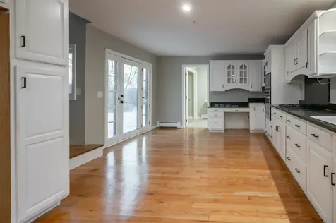 6 Grover Street Concord NH 03301