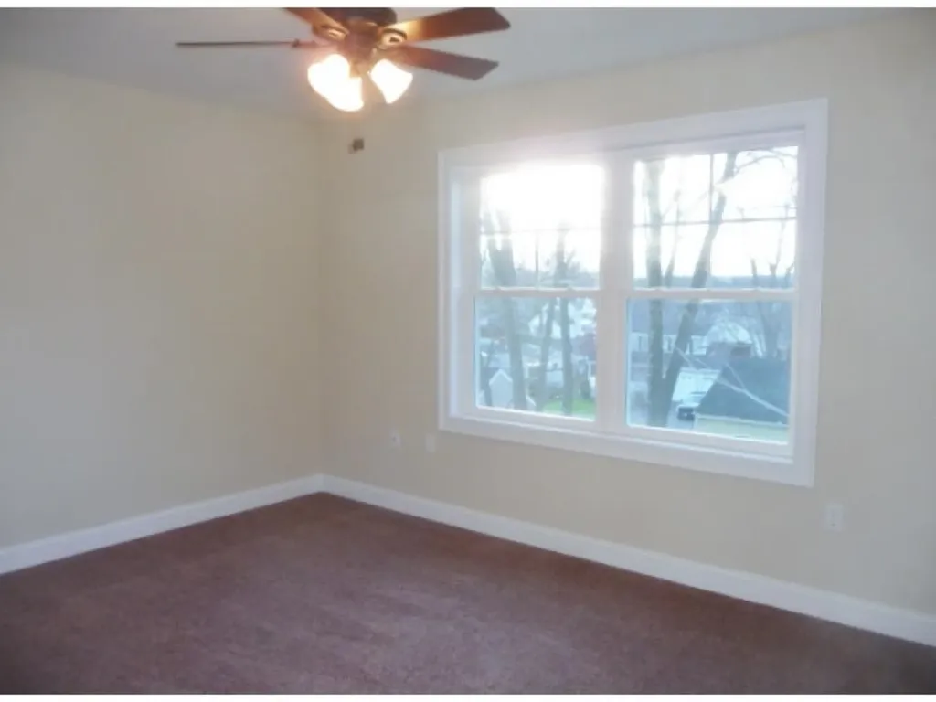 214 Dallaire Street Manchester NH 03104