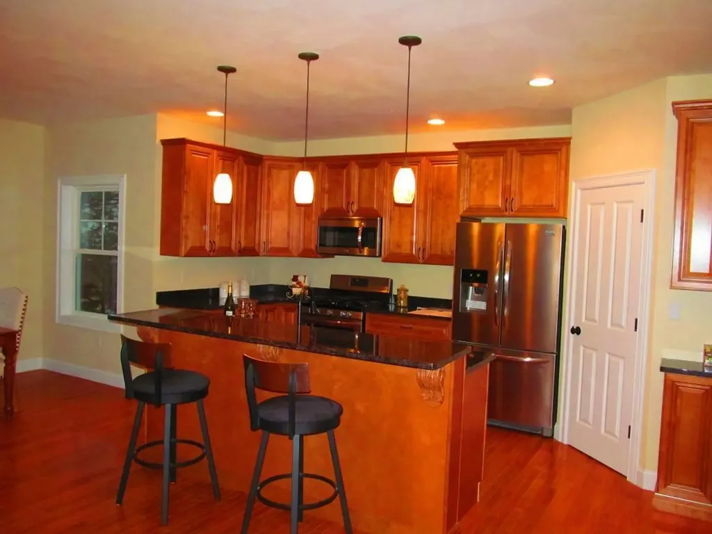 214 Dallaire Street Manchester NH 03104