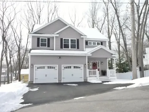 214 Dallaire Street Manchester NH 03104