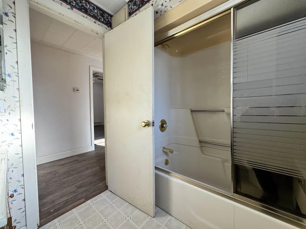 642 Howland Street Berlin NH 03570