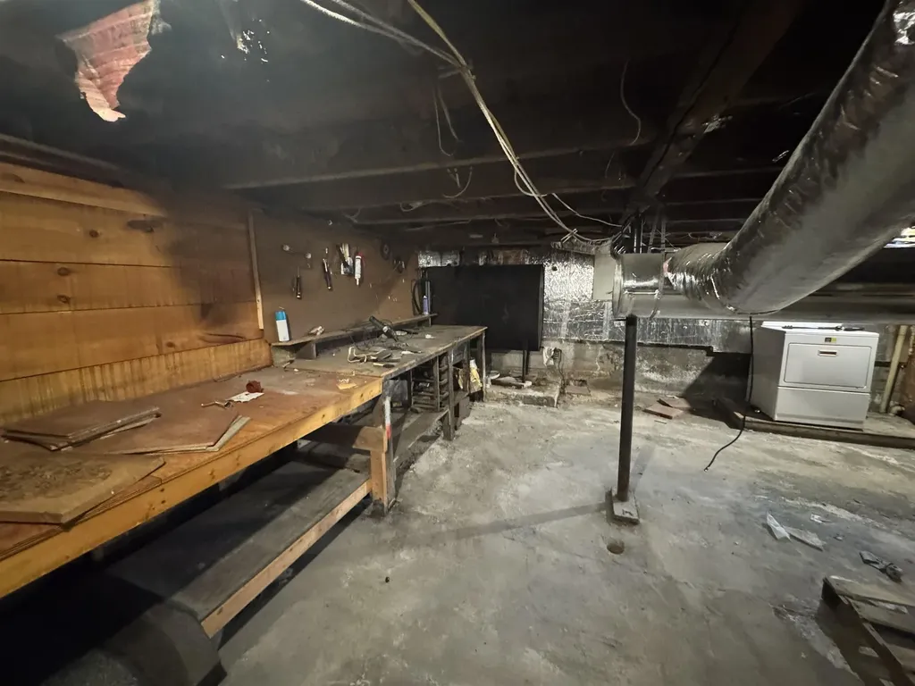 642 Howland Street Berlin NH 03570