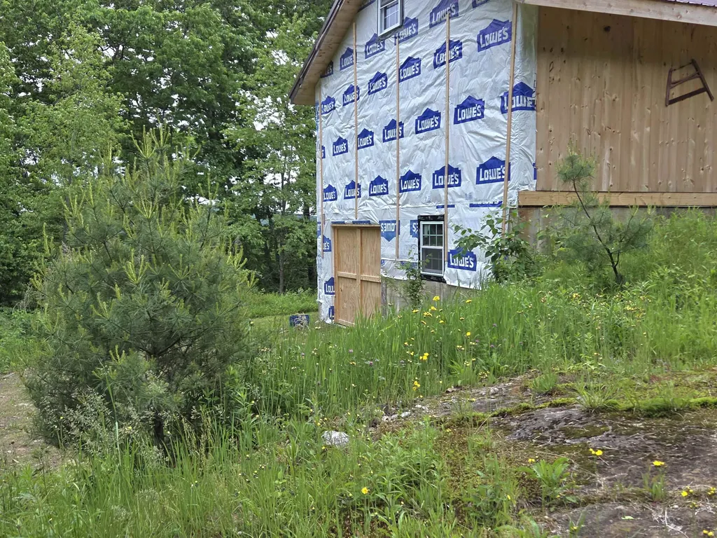 1046 Kings Highway Stoddard NH 03464