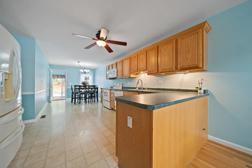 74 Pleasant Street Windham NH 03087