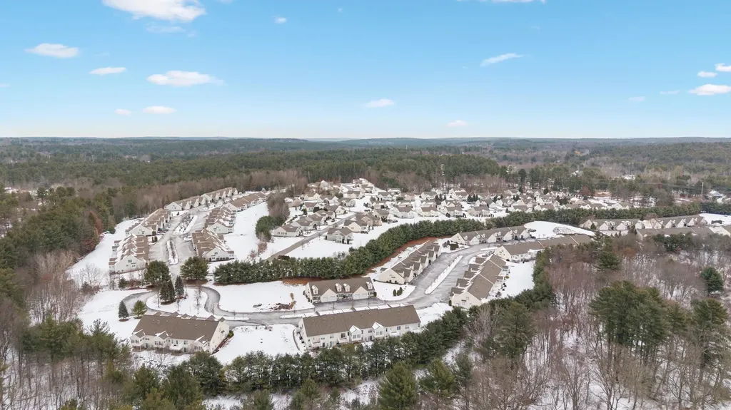 74 Pleasant Street Windham NH 03087