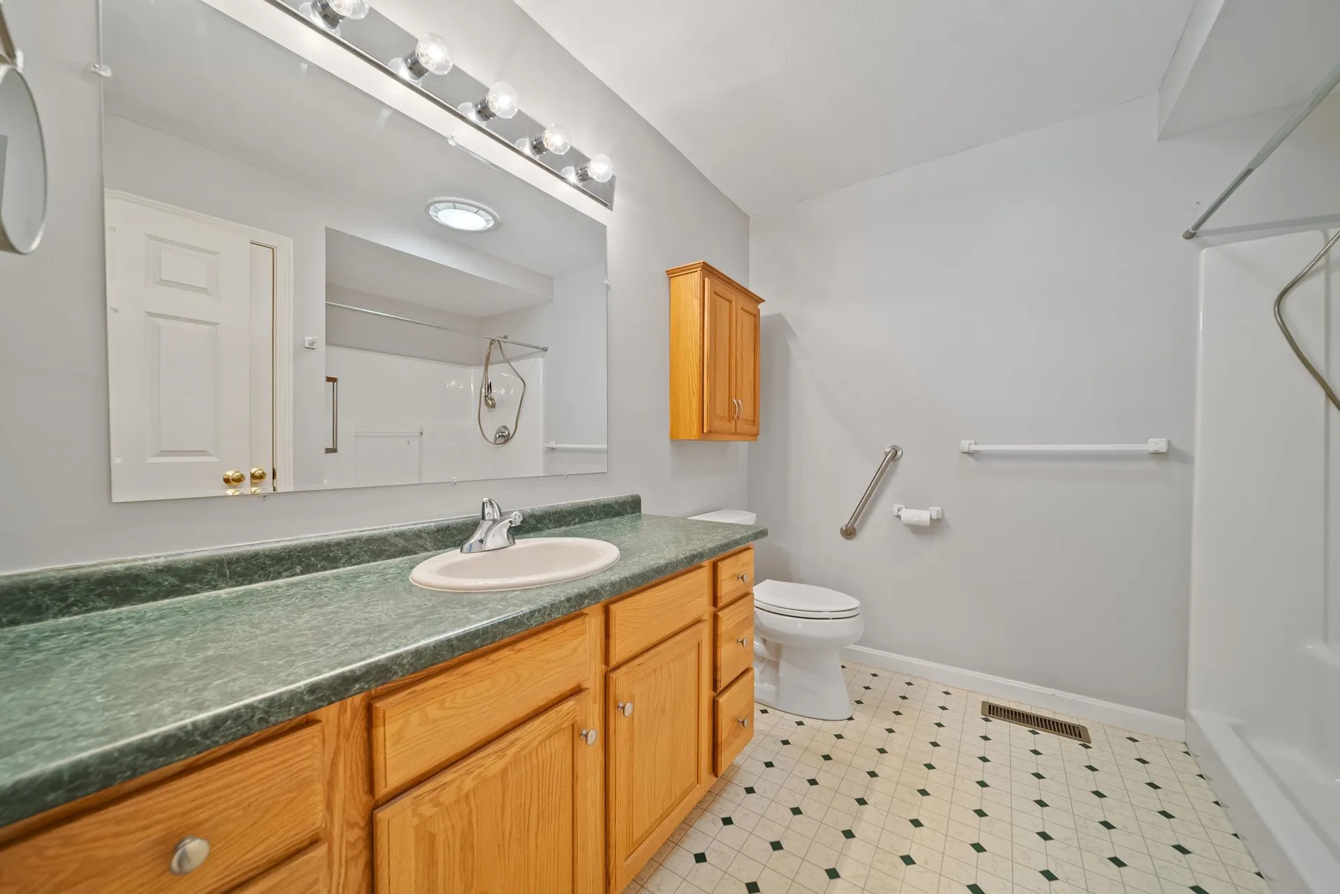 74 Pleasant Street Windham NH 03087