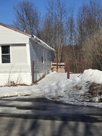 14 Anthony Circle Swanzey NH 03446