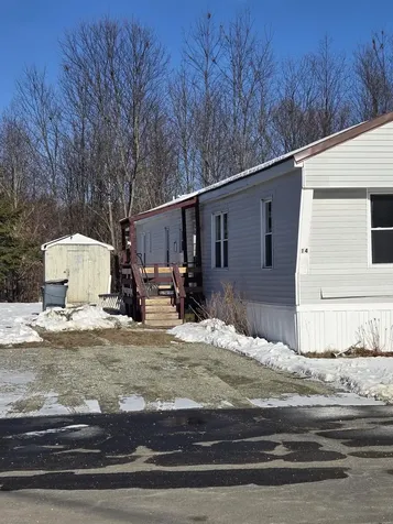 14 Anthony Circle Swanzey NH 03446