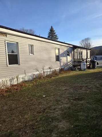 14 Anthony Circle Swanzey NH 03446