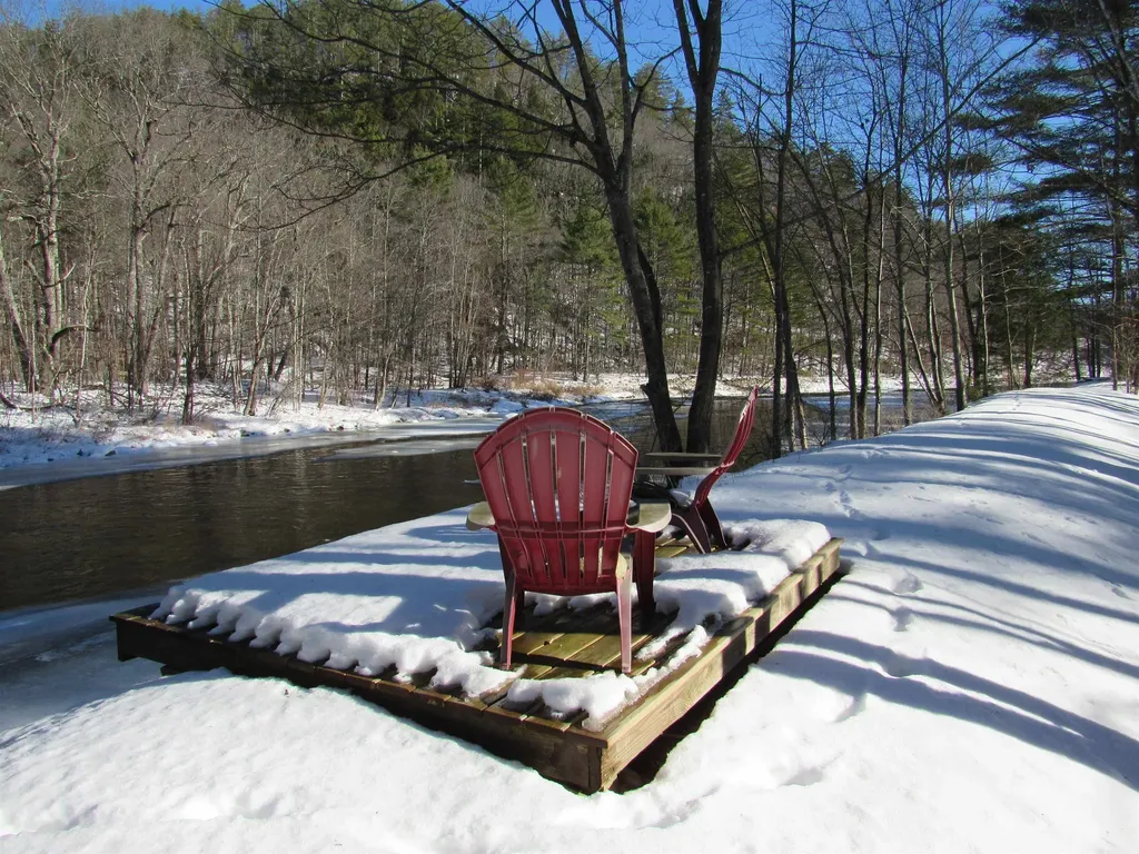 2036 Vt Route 30 Jamaica VT 05343