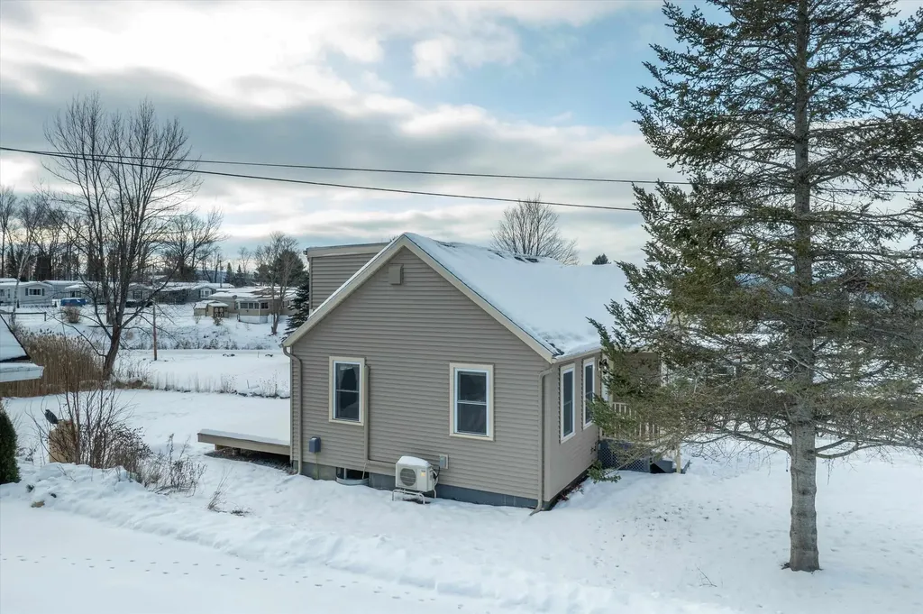 130 Curtis Avenue Rutland City VT 05701