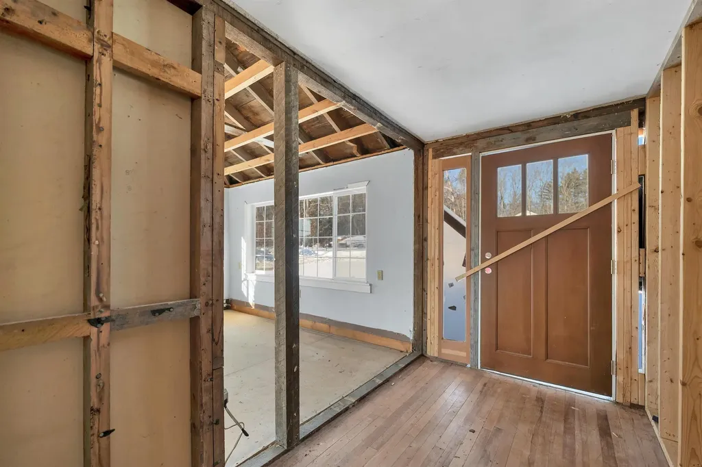 385 Jackman Pond Road Tamworth NH 03886