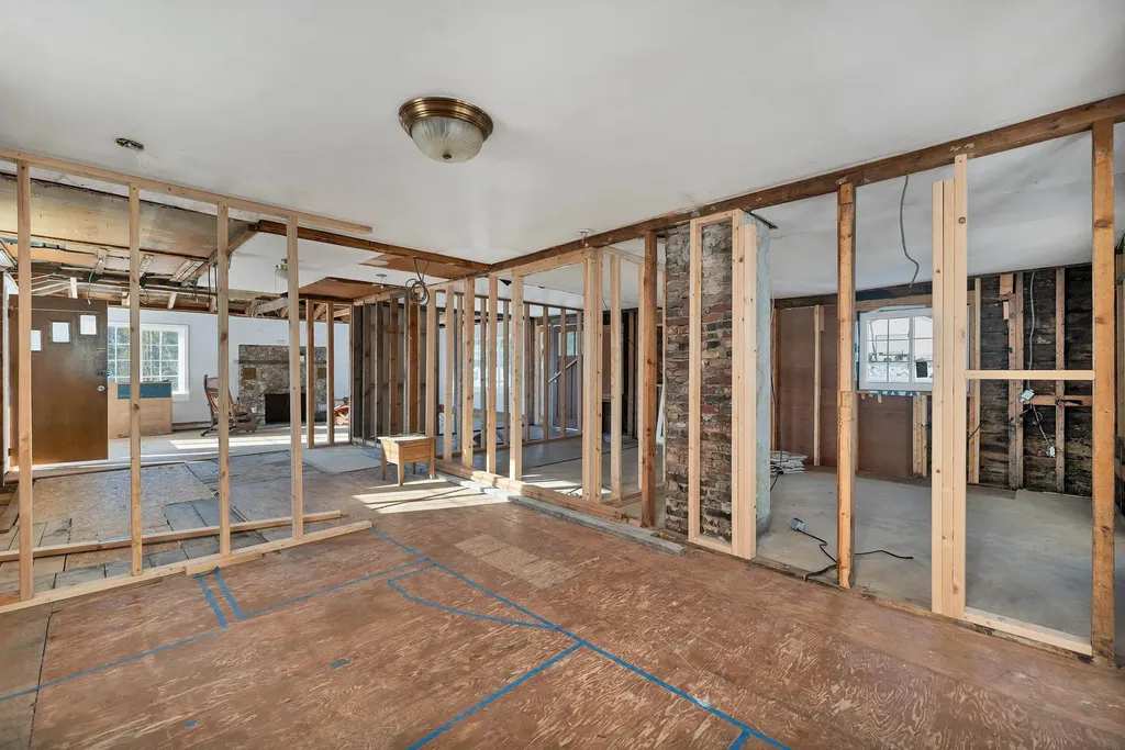 385 Jackman Pond Road Tamworth NH 03886