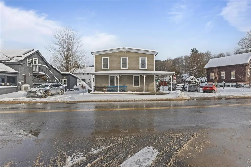 49 School Street Stowe VT 05672