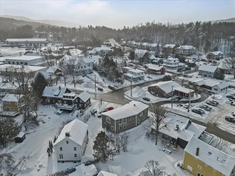 49 School Street Stowe VT 05672