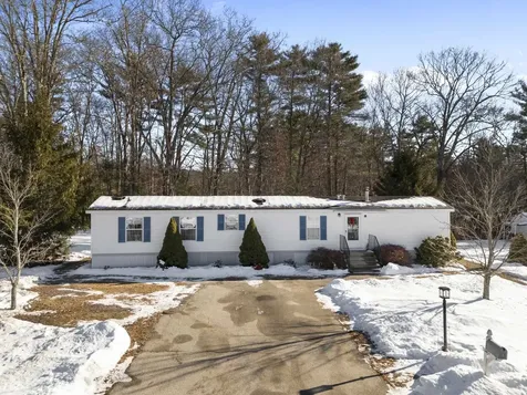 6 Adams Street Epsom NH 03234