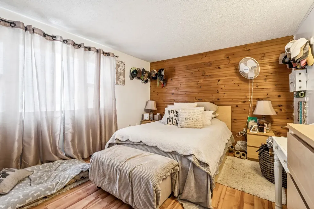 724 South Windsor Street Royalton VT 05068